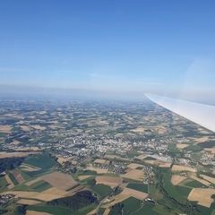 Flugwegposition um 17:03:32: Aufgenommen in der Nähe von Gemeinde Mehrnbach, Mehrnbach, Österreich in 1508 Meter
